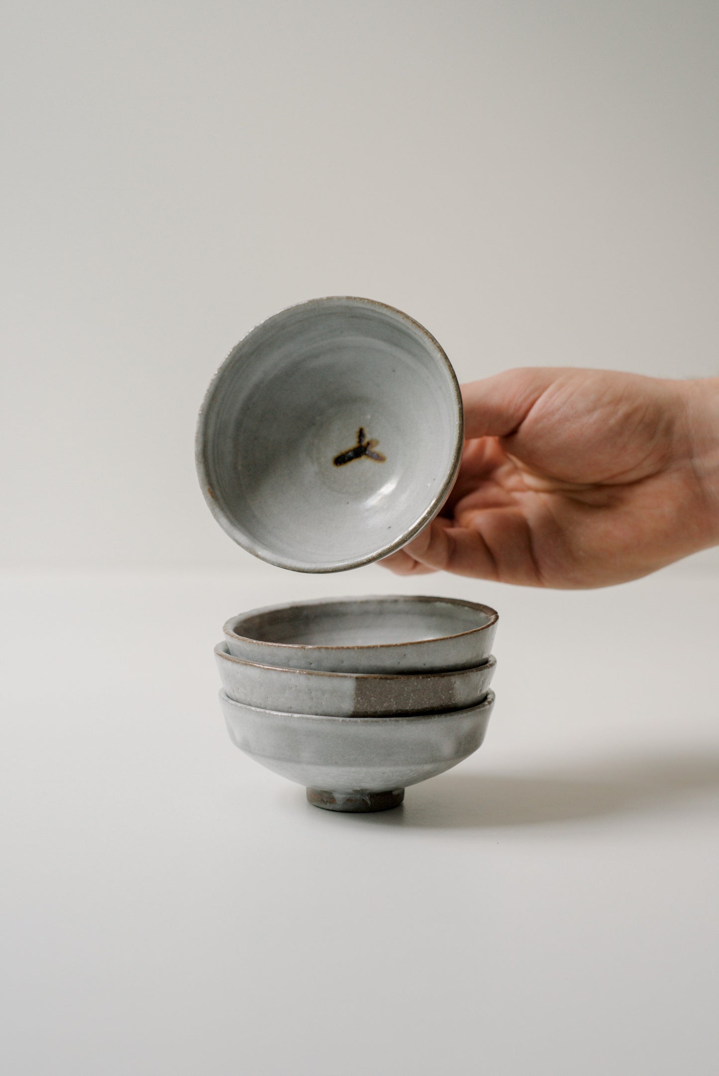 Slipped Bird Teabowl #26504